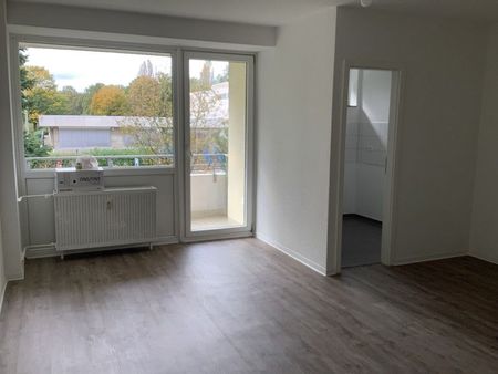 Für Einzelpersonen: gemütliche Wohnung mit 32,54 m² sofort verfügbar - Photo 4