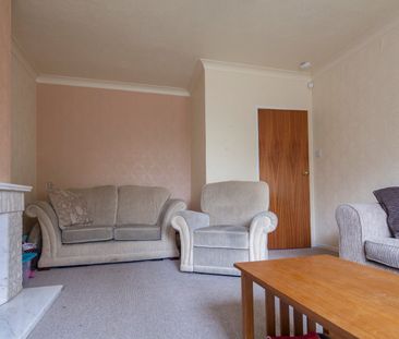 23 Park Avenue, Huddersfield, HD1 - Photo 4