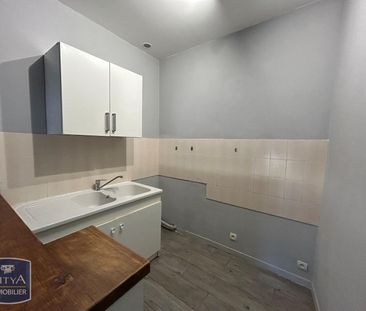 Location Appartement 2 pièces 42m² NEUVILLE DE POITOU 86170 - Photo 1