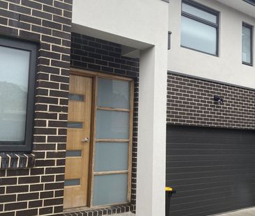 3 / 5 Alsace Street, Dandenong - Photo 1