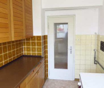 Helles WG-Zimmer mit Balkon in 3er WG - S-Vaihingen - Uni Nähe! - Photo 2