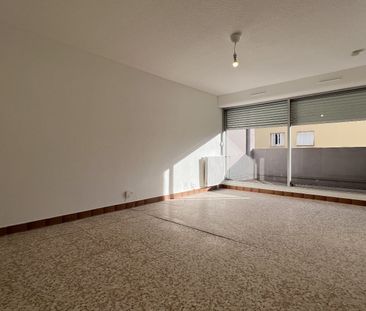 Location Appartement 2 pièces 46m² MONTPELLIER 34090 - Photo 4