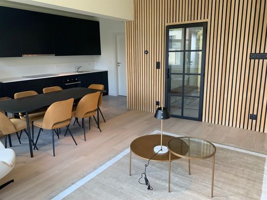 Flat - for rent - Photo 1