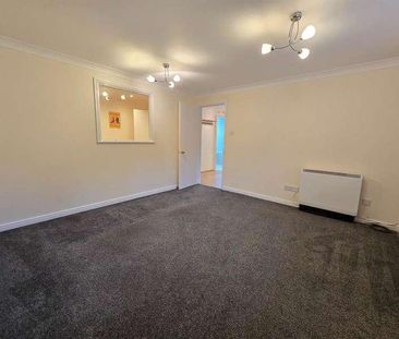 Flat, Valley House, Wash Beck Close, Scarborough, YO12 - Photo 4