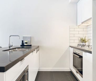 2-BED 1-BATH, NOT FURNISHED - Photo 6