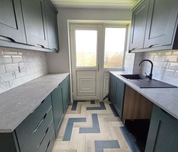 3 bedroom terraced house to rent - Photo 6