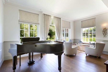 6 bedroom detached house to rent - Photo 3