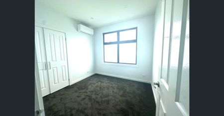 Brand-New Luxury Townhome – Sophisticated Living - Photo 4