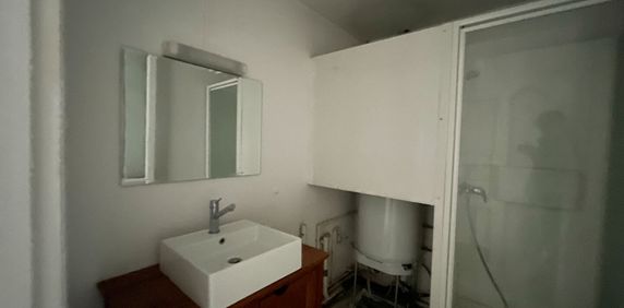 Location Appartement 1 pièce 26m² LILLE 59000 - Photo 2