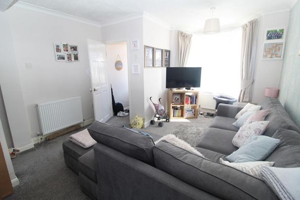3 bedroom terraced house to rent - Photo 1