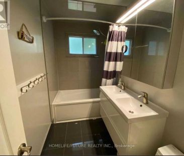 13 BROMLEY CRESCENT - Photo 6