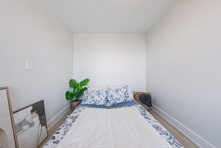 For Lease - 2160 Lakeshore Road Unit# 708, Burlington, Ontario - Photo 3