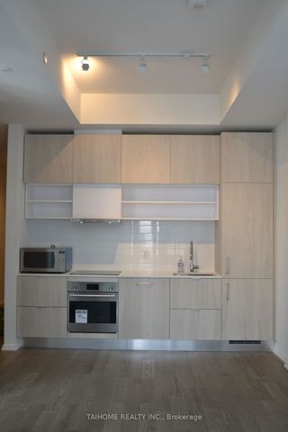 For Lease - 8 Hillsdale Avenue Unit# 1035, Toronto, Ontario - Photo 5