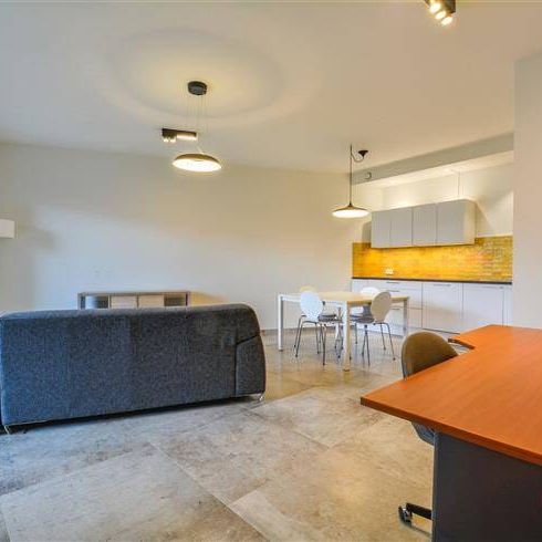 Appartement te huur - Photo 1