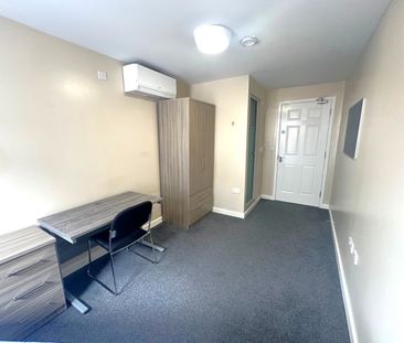 6 Bed Flat, Charles Street, BS1 - Photo 6