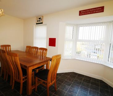 4 bedroom semi-detached house to rent - Photo 5
