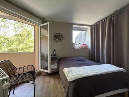 Location Appartement 4 pièces 82m² - Photo 3