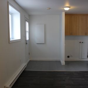 Grand 3 1/2 Au Rez-de-chaussée - Photo 3