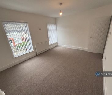 3 bedroom terraced house to rent - Photo 3