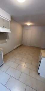 2 1/2 a louer propre et tranquille - Photo 4