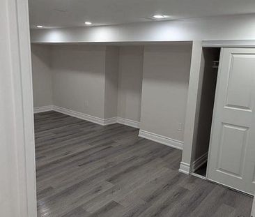 For Lease - 187 Crossland Gate Unit# Lower, Newmarket, Ontario - Photo 5