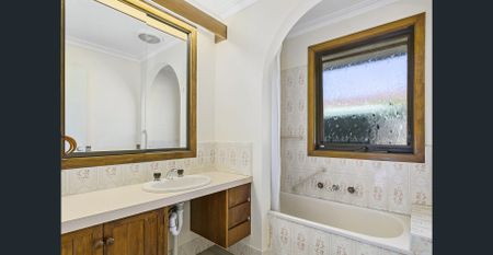 Family Home - Photo 2