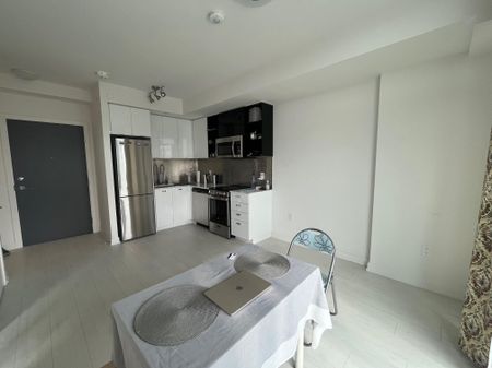 For Lease - 10 De Boers Drive Unit# 1014, Toronto, Ontario - Photo 4