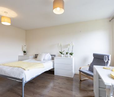 Studio Flat, Honeysuckle Drive, L9 - Photo 5