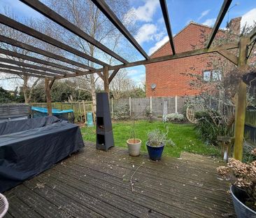 4 bedroom detached house to rent - Photo 6