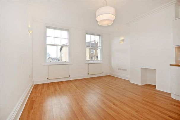 3 bedroom flat to rent - Photo 1