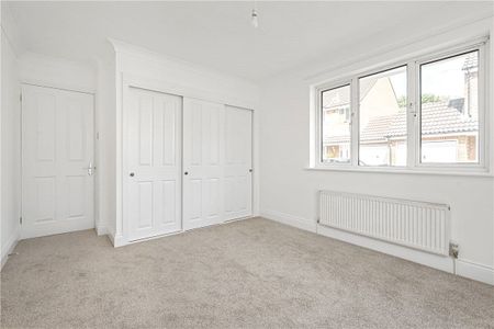 A two bedroom detached bungalow situated at the end of a cul-de-sac. - Photo 5