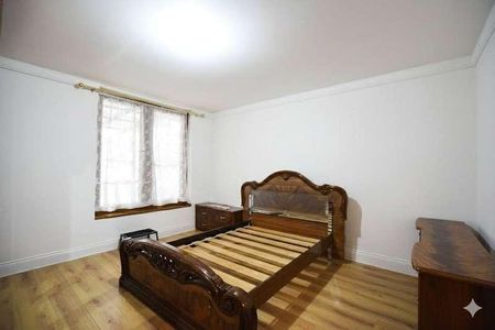 North Street, Romford, RM1 - Photo 3