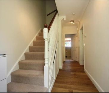 3 bedroom end of terrace house to rent - Photo 4