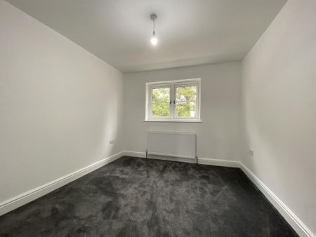 5 bedroom terraced house to rent - Photo 3