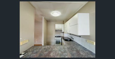 Light, Bright and Location at its best - Photo 4