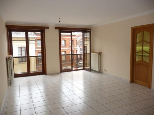 Appartement te huur - Photo 1