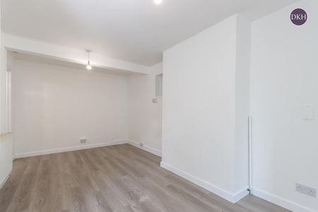 Gladstone Road, Watford, Hertfordshire, WD17 - Photo 3