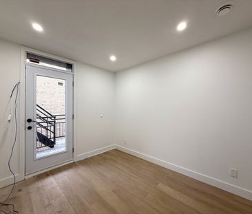 929 Rue de l'Église - Photo 1