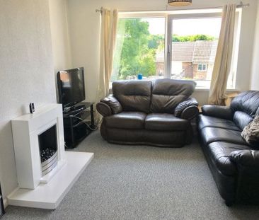 Highclere Gardens, Plymouth, PL6 - Photo 1