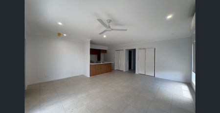 BRAND NEW 4 BEDROOM HOME! - Photo 2
