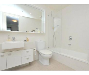 3307/180 City Road - Photo 3