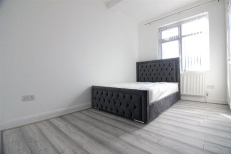 10 bedroom house share to rent - Photo 5