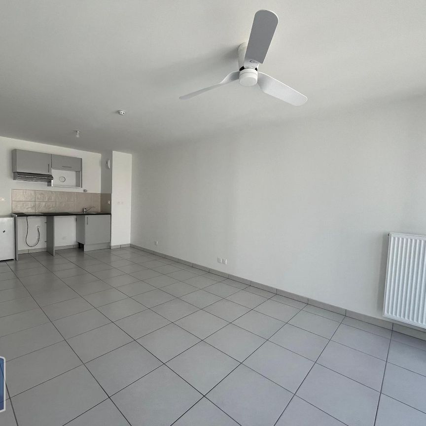 Location Appartement 2 pièces 48m² BORDEAUX 33800 - Photo 1