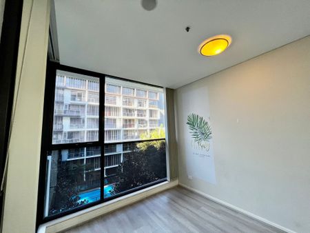 Fully Furnished / Spacious & Convenient 2 bedroom fully furnished apartment for lease - Photo 5
