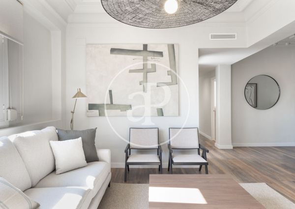 Penthouse for rent with Terrace in San Francesc (Valencia)