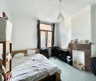 Gemeubelde studentenkamer met badkamer op toplocatie! - Photo 2