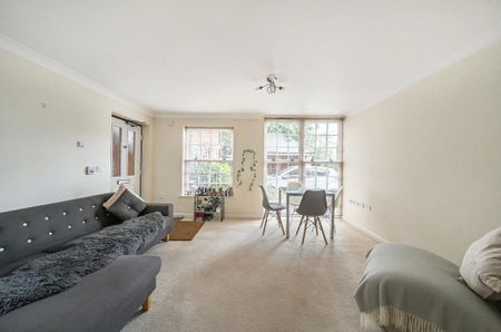 1 bedroom flat to rent - Photo 2