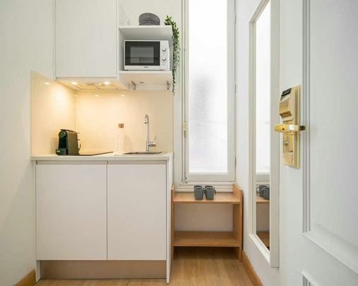 Calle de San Lorenzo, Madrid, Community of Madrid 28004 - Photo 1