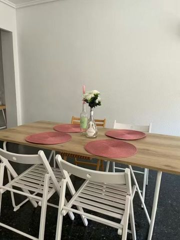 Calle de Alejandra Soler, Valencia, Valencian Community 46003 - Photo 2