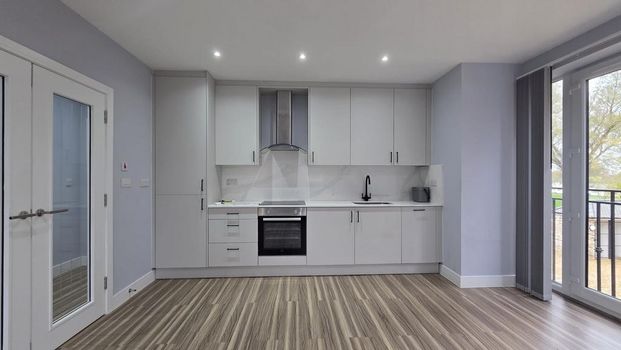 1 bedroom flat to rent - Photo 1